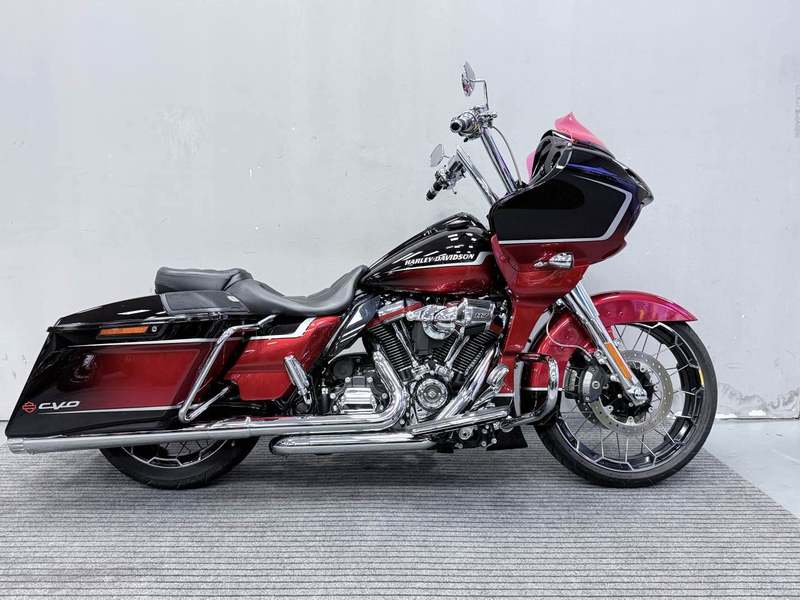 二手哈雷戴维森公路滑翔 Road Glide