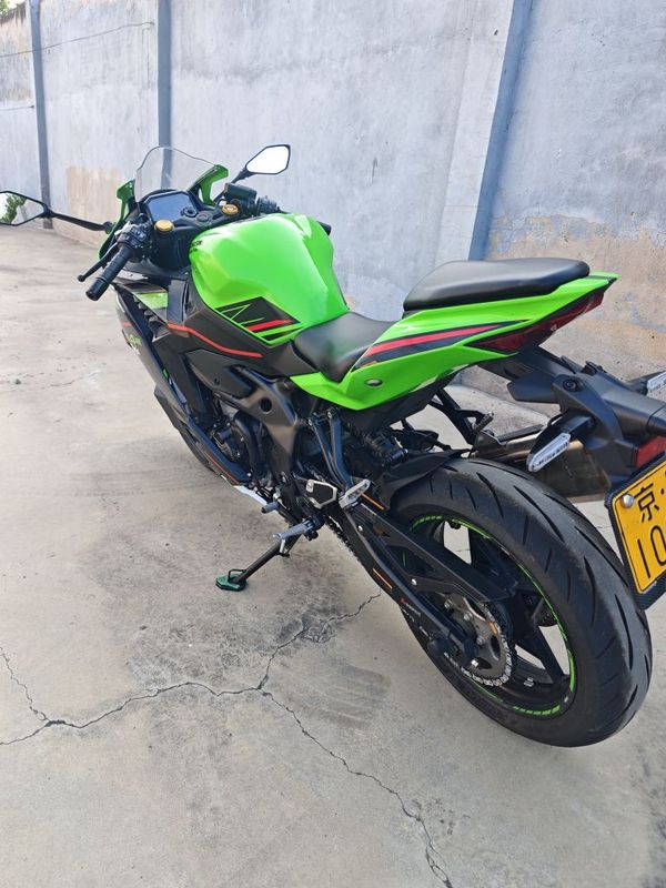 二手川崎ZX-4R