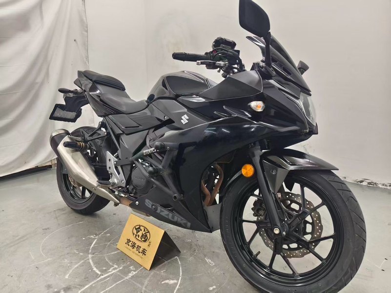 二手豪爵铃木GSX250R