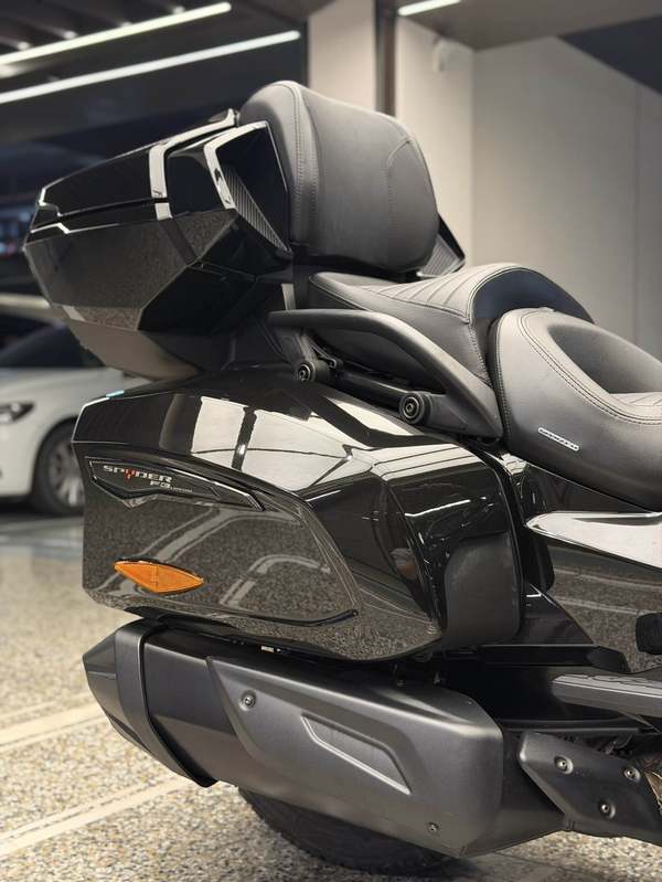 二手庞巴迪Spyder F3 