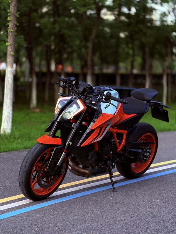 二手KTMR2R1290 Super Duke
