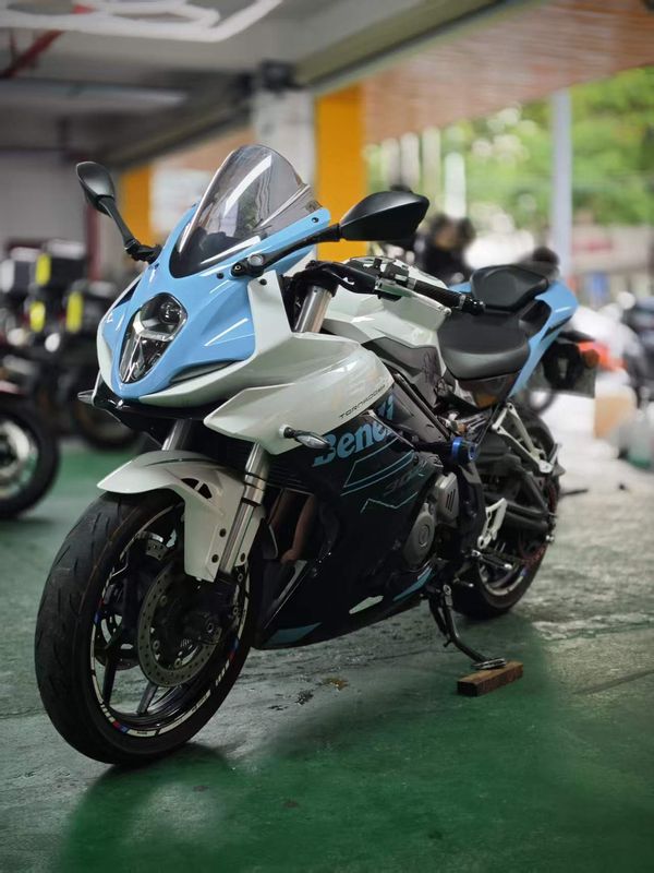 二手贝纳利龙卷风 Tornado 302R