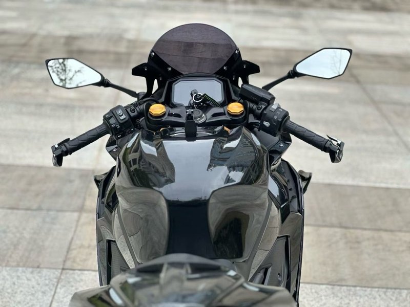 二手川崎ZX-4R