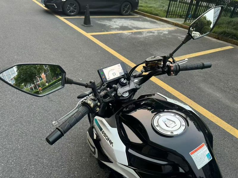 二手春风650NK