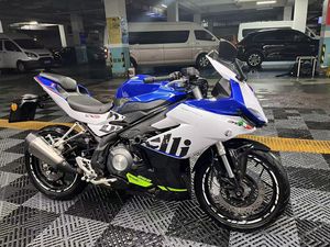 二手贝纳利龙卷风 Tornado 252R