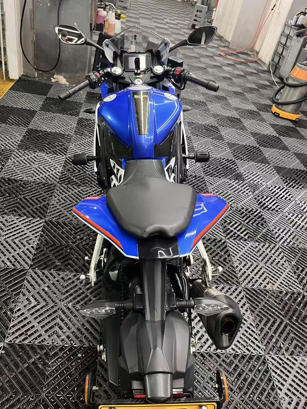 二手贝纳利龙卷风 Tornado 252R