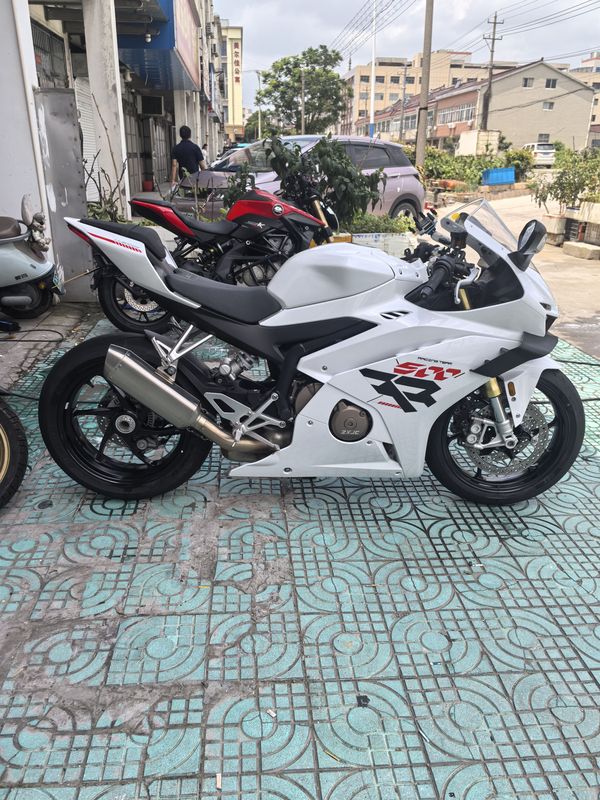 二手张雪机车500RR