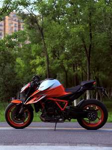 二手KTMR2R1290 Super Duke