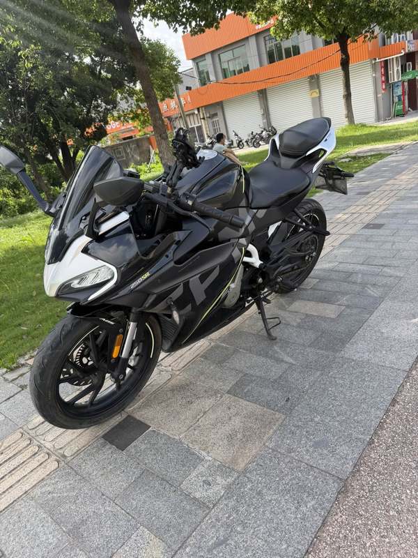 二手春风250SR