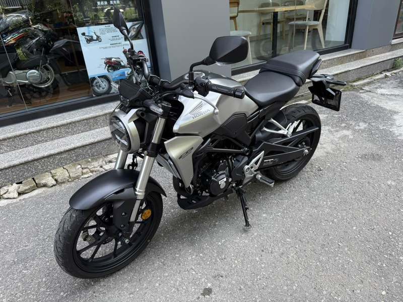 二手本田CB300R