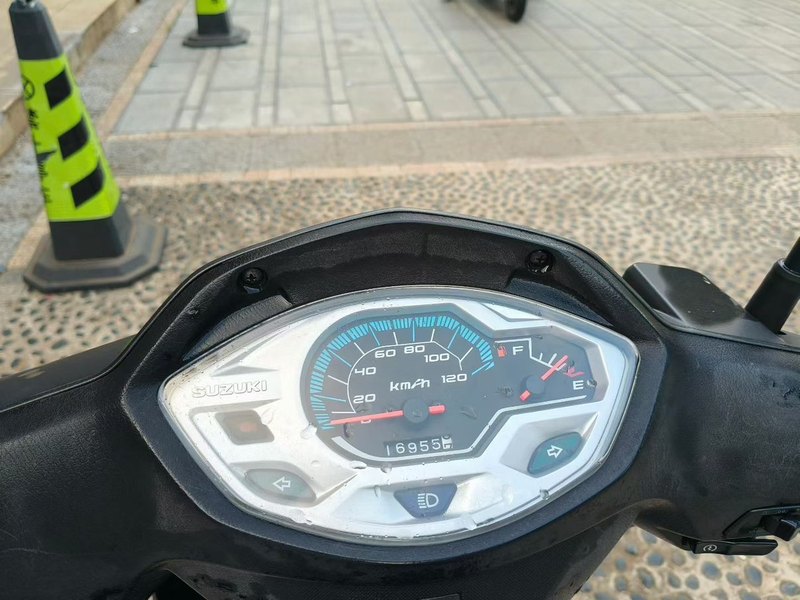 二手济南铃木优驿 UE125T