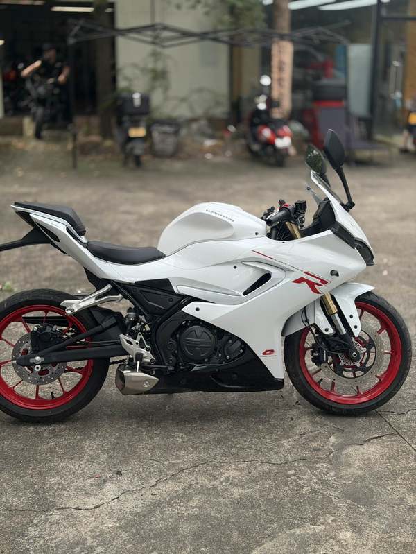 二手QJMOTOR赛250