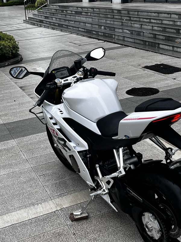 二手张雪机车500RR
