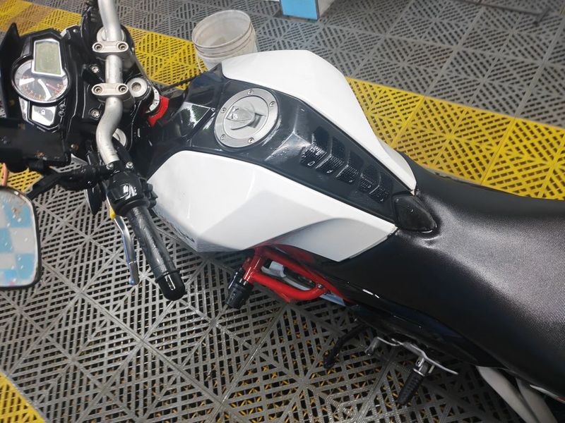 二手贝纳利BN251