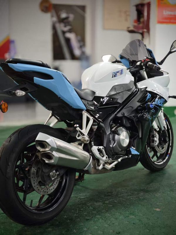 二手贝纳利龙卷风 Tornado 302R
