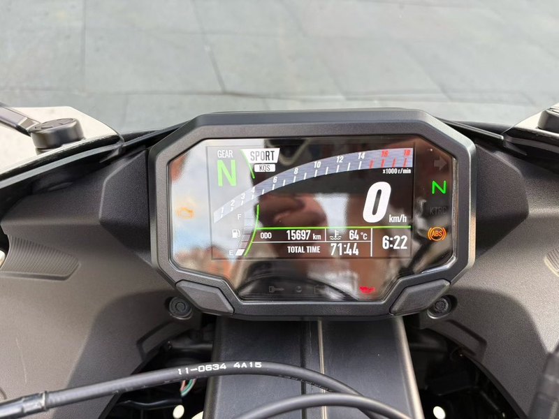 二手川崎Ninja ZX-6R 