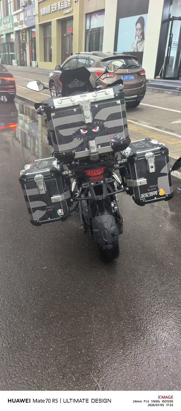 二手贝纳利金鹏 TRK502