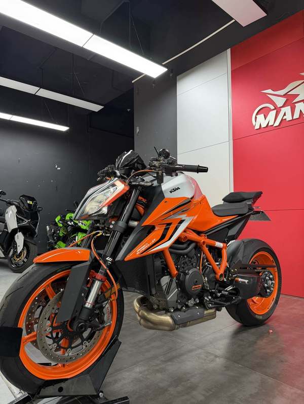 二手KTMR2R1290 Super Duke