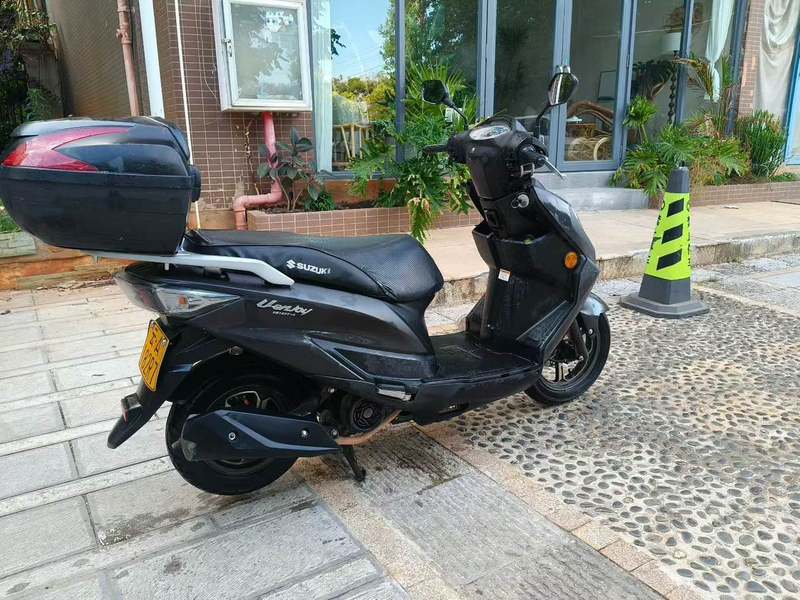 二手济南铃木优驿 UE125T