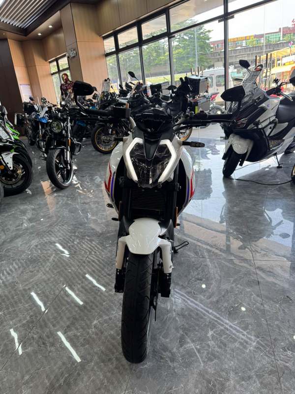 二手贝纳利小迅龙 BN150S