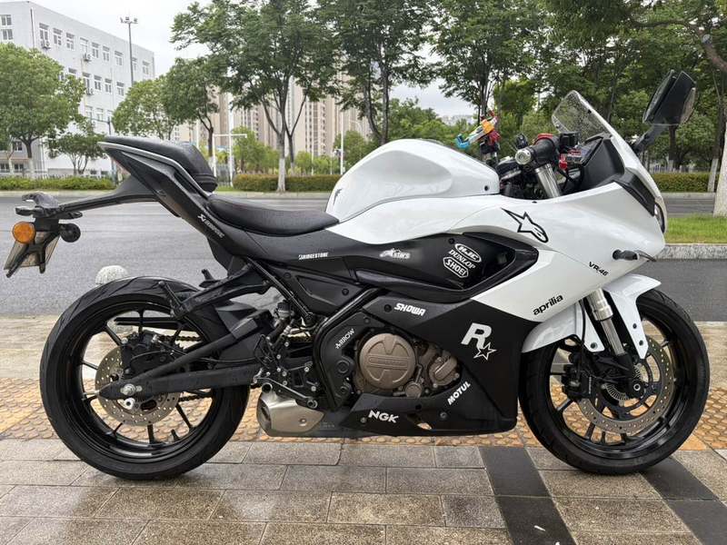 二手QJMOTOR赛250