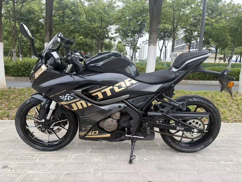 二手QJMOTOR赛250