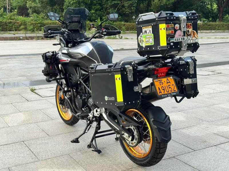 二手贝纳利TRK552