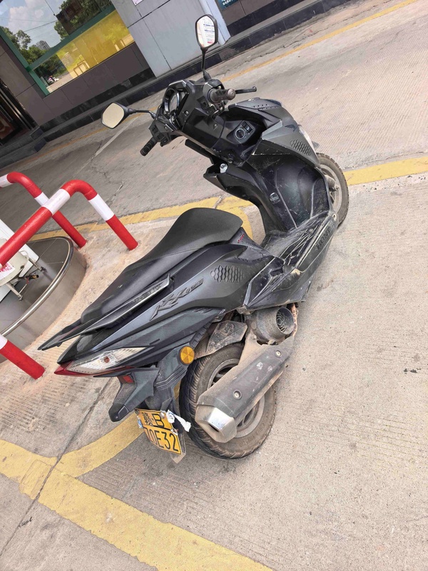 二手新大洲本田裂行 RX125Fi