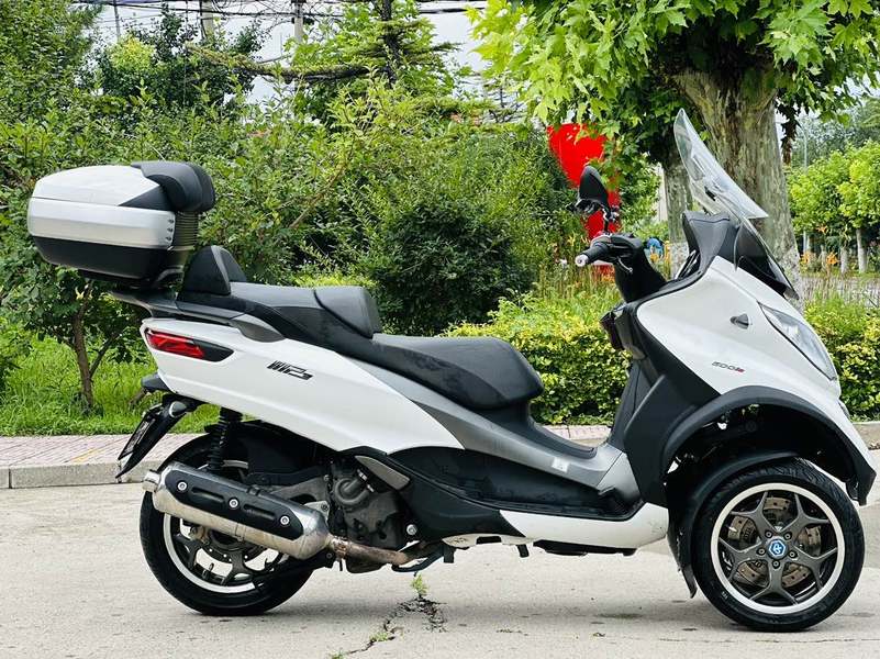 二手比亚乔MP3 500