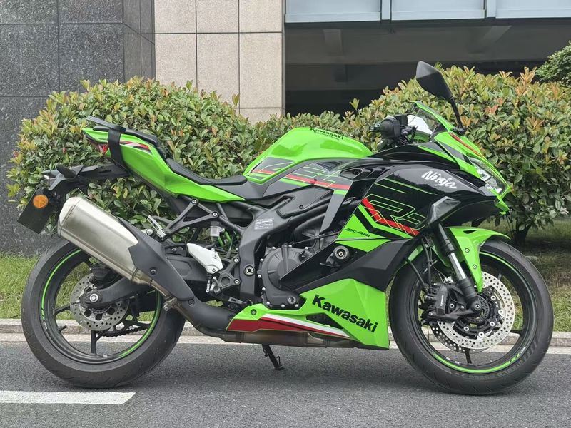 二手川崎ZX-4R