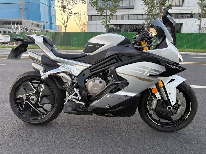 二手春风750SR-S