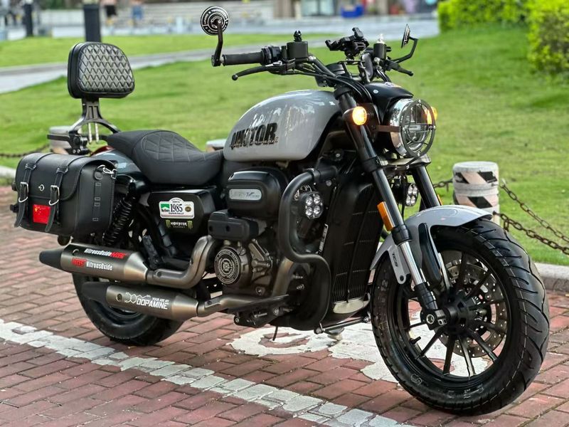 二手QJMOTOR闪300