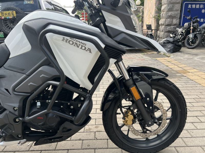 二手五羊本田猛鸷 CB190X
