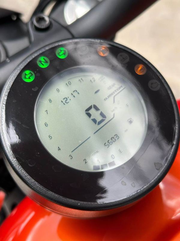 二手QJMOTOR闪300