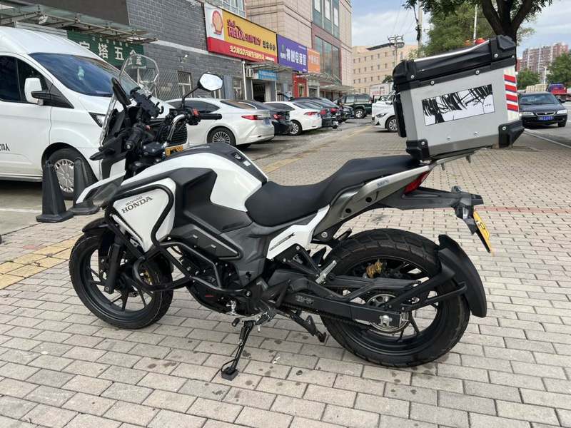 二手五羊本田猛鸷 CB190X