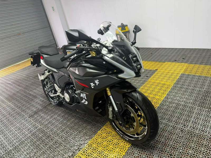 二手贝纳利龙卷风 Tornado 552R