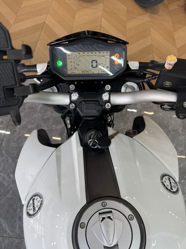 二手贝纳利小迅龙 BN150S