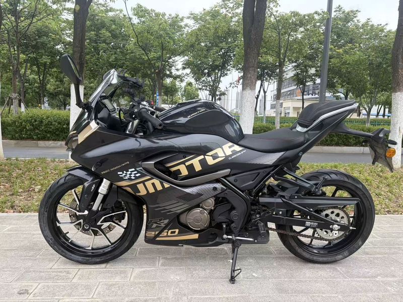 二手QJMOTOR赛250