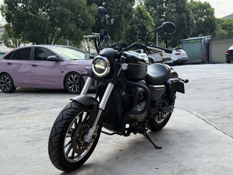 二手QJMOTOR闪300