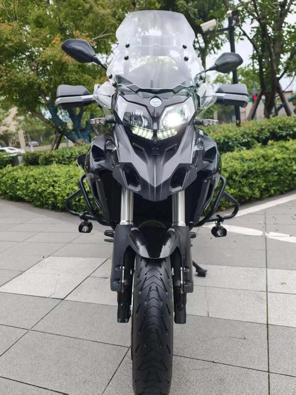 二手贝纳利金鹏 TRK502