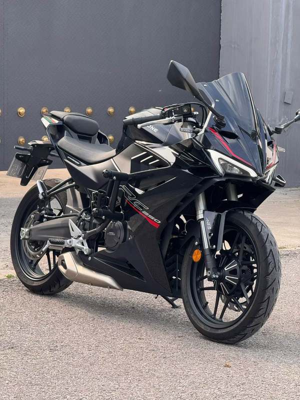 二手赛科龙RC250