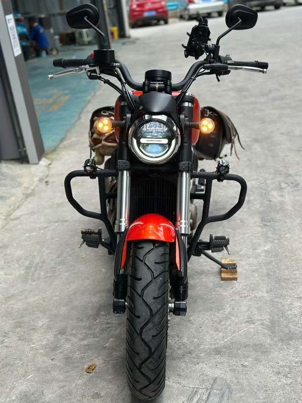 二手QJMOTOR闪300