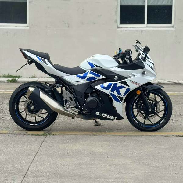 二手豪爵铃木GSX250R