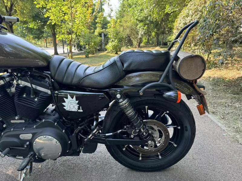 二手哈雷戴维森Iron883 硬汉