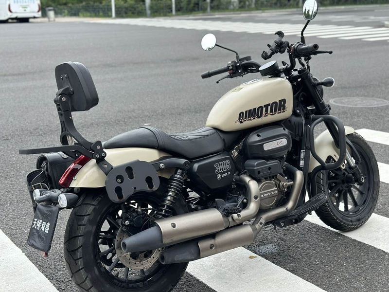 二手QJMOTOR闪300