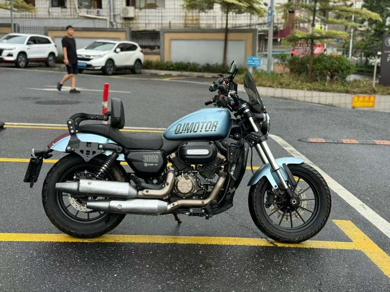 二手QJMOTOR闪300
