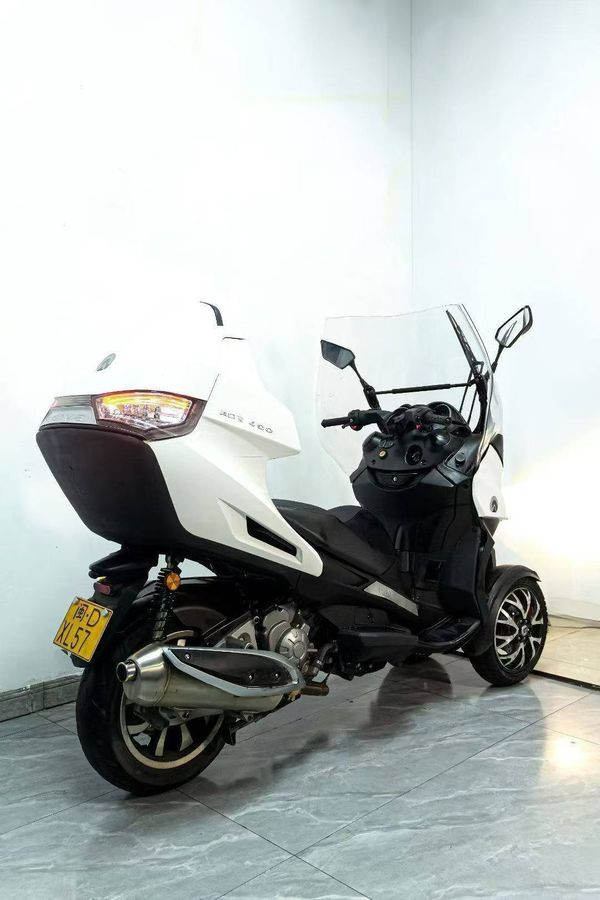 二手ADIVAAD3 400