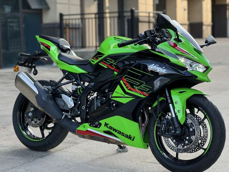 二手川崎ZX-4R