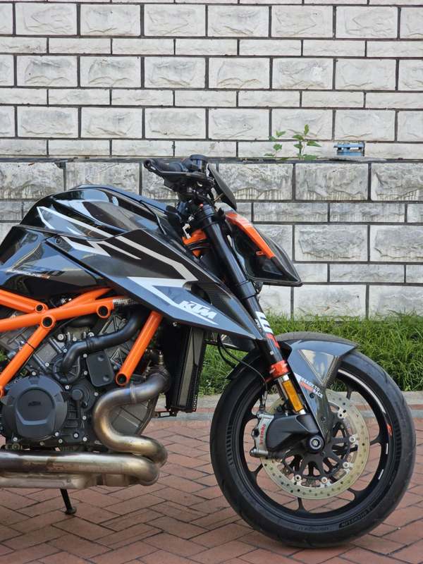 二手KTMR2R1290 Super Duke