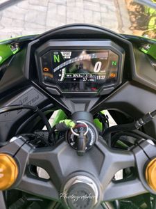 二手川崎ZX-4R